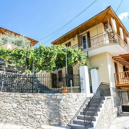 Sotiria's House Kallirákhi