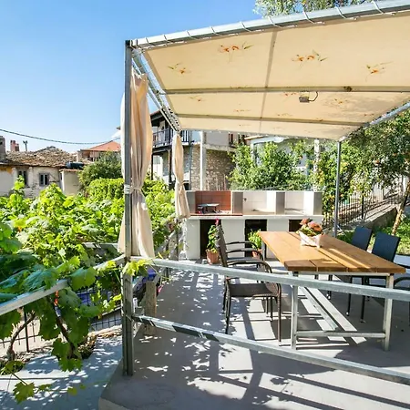 Sotiria's House * Kallirákhi