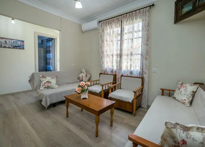 Sotiria's House Holiday home *